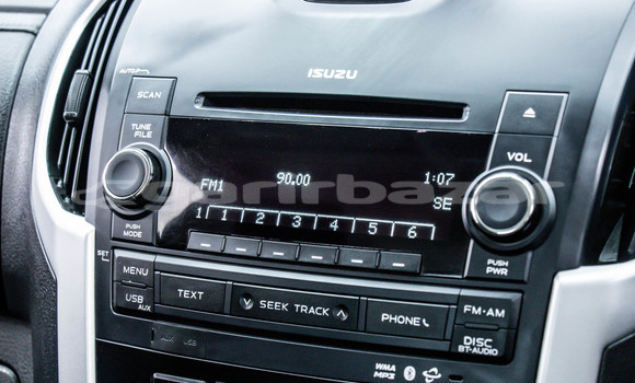 Buy Used Isuzu D-Max White Car in Bangkok in Bangkok Buy Used Isuzu D-Max White Car in Bangkok in Bangkok