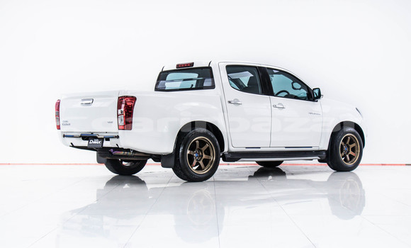 Buy Used Isuzu D-Max White Car in Bangkok in Bangkok Buy Used Isuzu D-Max White Car in Bangkok in Bangkok