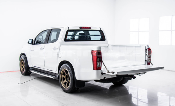 Buy Used Isuzu D-Max White Car in Bangkok in Bangkok Buy Used Isuzu D-Max White Car in Bangkok in Bangkok