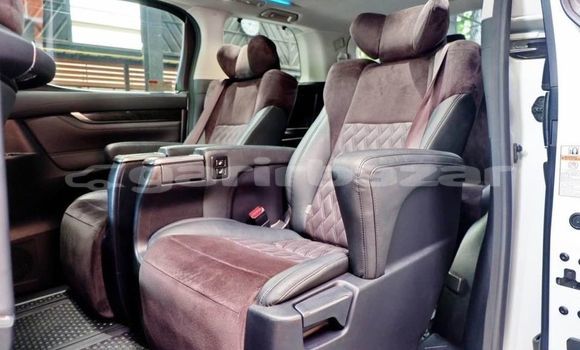 ซื้อ รถมือสอง Toyota Alphard ขาว รถยนต์ ใน %{เมือง} ใน กรุงเทพมหานคร ซื้อ รถมือสอง Toyota Alphard ขาว รถยนต์ ใน %{เมือง} ใน กรุงเทพมหานคร