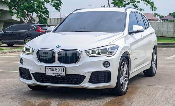 ซื้อ รถมือสอง BMW X1 ขาว รถยนต์ ใน %{เมือง} ใน กรุงเทพมหานคร