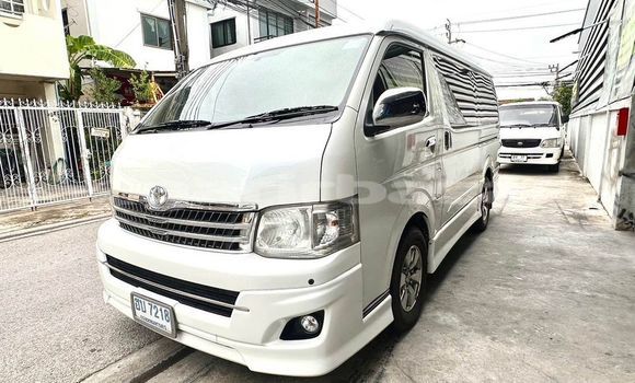 ซื้อ รถมือสอง Toyota Ventury ขาว รถยนต์ ใน %{เมือง} ใน กรุงเทพมหานคร ซื้อ รถมือสอง Toyota Ventury ขาว รถยนต์ ใน %{เมือง} ใน กรุงเทพมหานคร