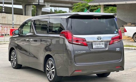 Buy Used Toyota Alphard Other Car in Bangkok in Bangkok Buy Used Toyota Alphard Other Car in Bangkok in Bangkok