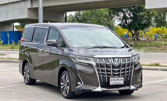Buy Used Toyota Alphard Other Car in Bangkok in Bangkok Buy Used Toyota Alphard Other Car in Bangkok in Bangkok