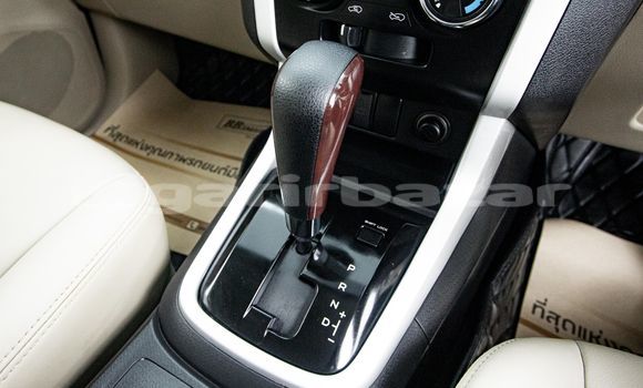 Buy Used Isuzu MU-X White Car in Bangkok in Bangkok Buy Used Isuzu MU-X White Car in Bangkok in Bangkok