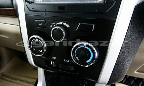 Buy Used Isuzu MU-X White Car in Bangkok in Bangkok Buy Used Isuzu MU-X White Car in Bangkok in Bangkok