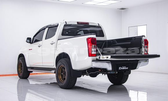 Buy Used Isuzu D-Max White Car in Bangkok in Bangkok Buy Used Isuzu D-Max White Car in Bangkok in Bangkok