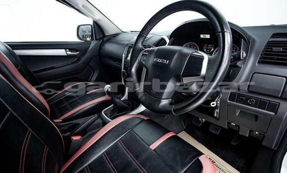 Buy Used Isuzu D-Max White Car in Bangkok in Bangkok Buy Used Isuzu D-Max White Car in Bangkok in Bangkok