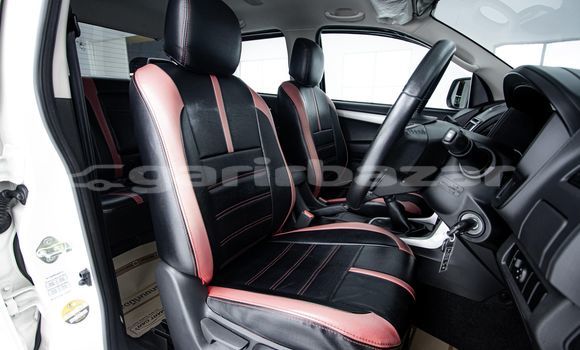 Buy Used Isuzu D-Max White Car in Bangkok in Bangkok Buy Used Isuzu D-Max White Car in Bangkok in Bangkok