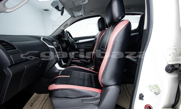 Buy Used Isuzu D-Max White Car in Bangkok in Bangkok Buy Used Isuzu D-Max White Car in Bangkok in Bangkok