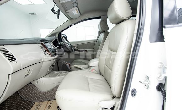 ซื้อ รถมือสอง Toyota Innova ขาว รถยนต์ ใน %{เมือง} ใน กรุงเทพมหานคร ซื้อ รถมือสอง Toyota Innova ขาว รถยนต์ ใน %{เมือง} ใน กรุงเทพมหานคร