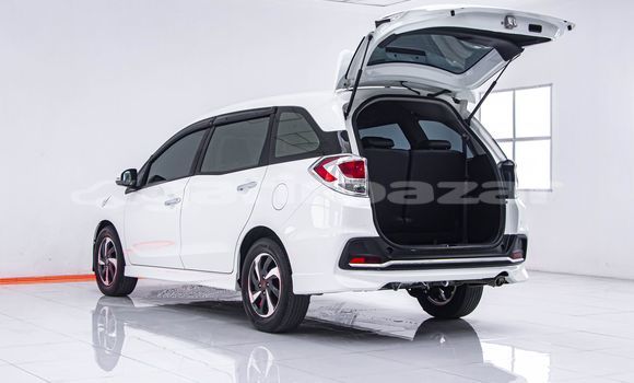 ซื้อ รถมือสอง Honda Mobilio ขาว รถยนต์ ใน %{เมือง} ใน กรุงเทพมหานคร ซื้อ รถมือสอง Honda Mobilio ขาว รถยนต์ ใน %{เมือง} ใน กรุงเทพมหานคร