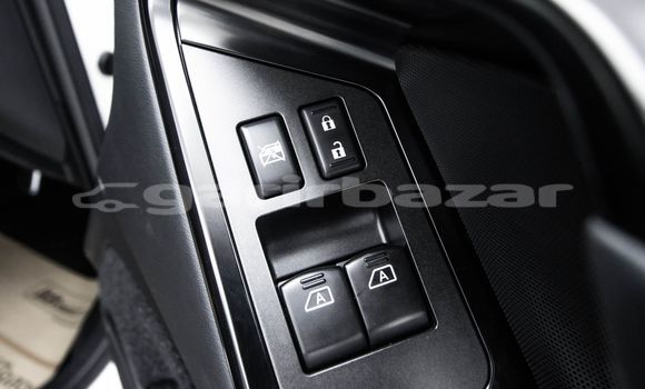 Buy Used Nissan Skyline White Car in Bangkok in Bangkok Buy Used Nissan Skyline White Car in Bangkok in Bangkok