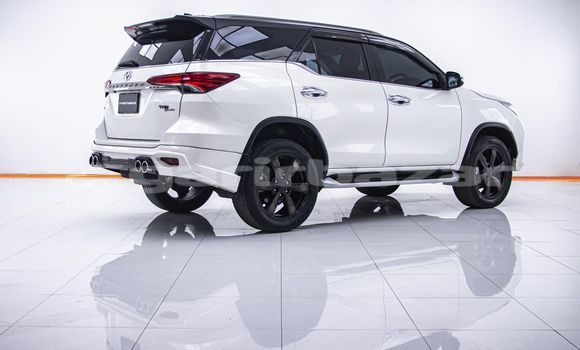 ซื้อ รถมือสอง Toyota Fortuner ขาว รถยนต์ ใน %{เมือง} ใน กรุงเทพมหานคร ซื้อ รถมือสอง Toyota Fortuner ขาว รถยนต์ ใน %{เมือง} ใน กรุงเทพมหานคร
