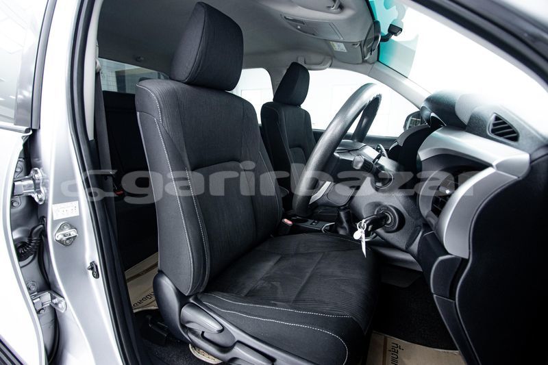 Big with watermark toyota hiluxe revo bangkok bangkok 71512
