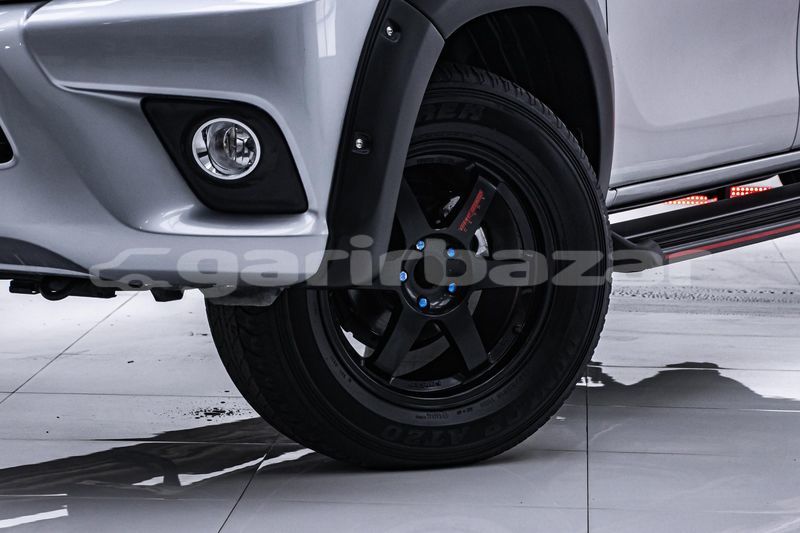 Big with watermark toyota hiluxe revo bangkok bangkok 71512