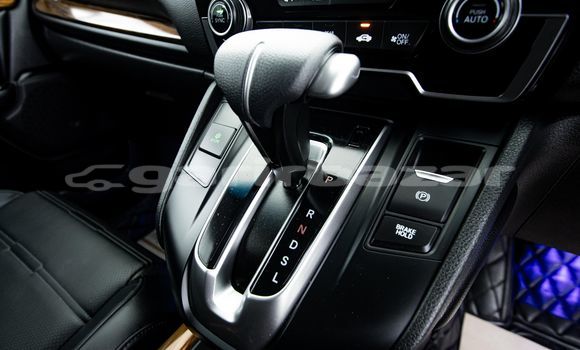 Buy Used Honda CR-V White Car in Bangkok in Bangkok Buy Used Honda CR-V White Car in Bangkok in Bangkok