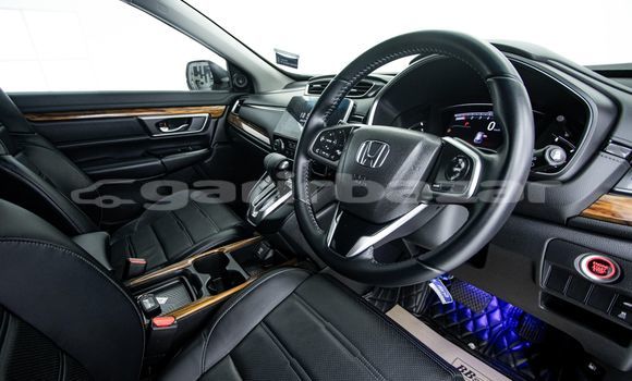 Buy Used Honda CR-V White Car in Bangkok in Bangkok Buy Used Honda CR-V White Car in Bangkok in Bangkok
