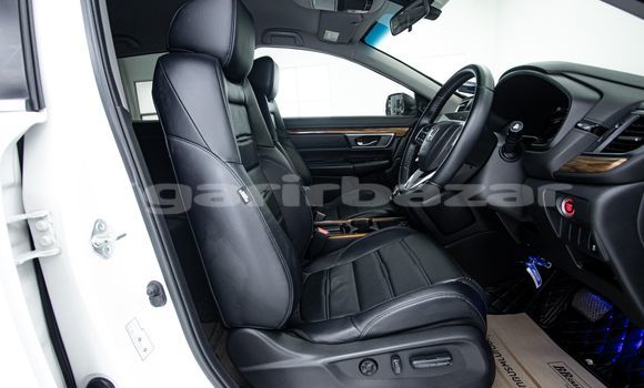 Buy Used Honda CR-V White Car in Bangkok in Bangkok Buy Used Honda CR-V White Car in Bangkok in Bangkok