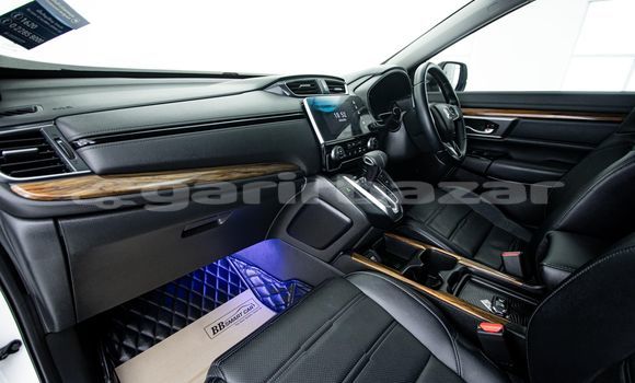 Buy Used Honda CR-V White Car in Bangkok in Bangkok Buy Used Honda CR-V White Car in Bangkok in Bangkok