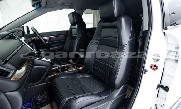 Buy Used Honda CR-V White Car in Bangkok in Bangkok Buy Used Honda CR-V White Car in Bangkok in Bangkok