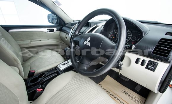 ซื้อ รถมือสอง Mitsubishi Pajero ขาว รถยนต์ ใน %{เมือง} ใน กรุงเทพมหานคร ซื้อ รถมือสอง Mitsubishi Pajero ขาว รถยนต์ ใน %{เมือง} ใน กรุงเทพมหานคร