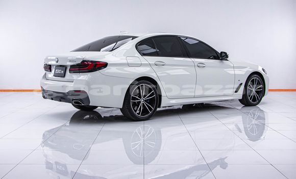 ซื้อ รถมือสอง BMW 5–Series ขาว รถยนต์ ใน %{เมือง} ใน กรุงเทพมหานคร ซื้อ รถมือสอง BMW 5–Series ขาว รถยนต์ ใน %{เมือง} ใน กรุงเทพมหานคร