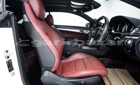 ซื้อ รถมือสอง Mercedes-Benz E200 ขาว รถยนต์ ใน %{เมือง} ใน กรุงเทพมหานคร ซื้อ รถมือสอง Mercedes-Benz E200 ขาว รถยนต์ ใน %{เมือง} ใน กรุงเทพมหานคร