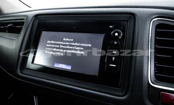 ซื้อ รถมือสอง Honda HR-V สีดำ รถยนต์ ใน %{เมือง} ใน กรุงเทพมหานคร ซื้อ รถมือสอง Honda HR-V สีดำ รถยนต์ ใน %{เมือง} ใน กรุงเทพมหานคร