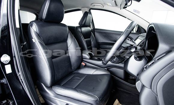 ซื้อ รถมือสอง Honda HR-V สีดำ รถยนต์ ใน %{เมือง} ใน กรุงเทพมหานคร ซื้อ รถมือสอง Honda HR-V สีดำ รถยนต์ ใน %{เมือง} ใน กรุงเทพมหานคร