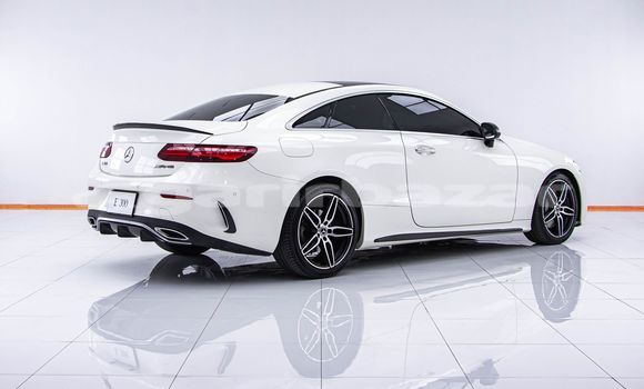 ซื้อ รถมือสอง Mercedes-Benz E-Classe ขาว รถยนต์ ใน %{เมือง} ใน กรุงเทพมหานคร ซื้อ รถมือสอง Mercedes-Benz E-Classe ขาว รถยนต์ ใน %{เมือง} ใน กรุงเทพมหานคร