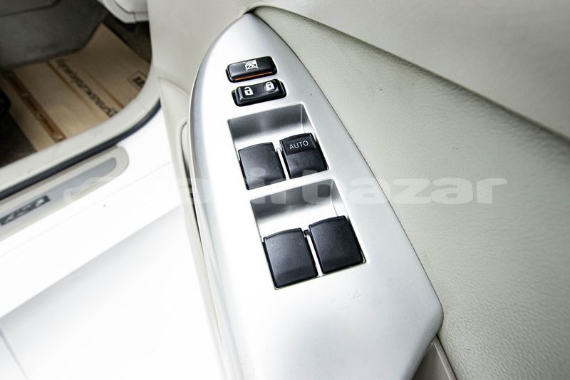 Big with watermark toyota corolla altis bangkok bangkok 71528