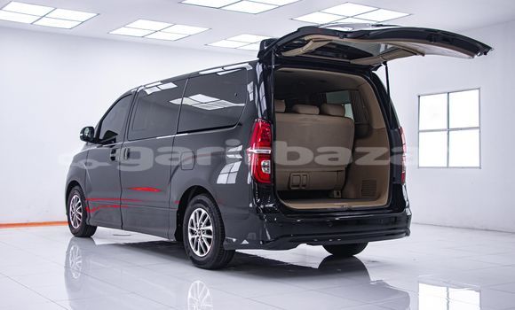 ซื้อ รถมือสอง Hyundai Starex (H-1) สีดำ รถยนต์ ใน %{เมือง} ใน กรุงเทพมหานคร ซื้อ รถมือสอง Hyundai Starex (H-1) สีดำ รถยนต์ ใน %{เมือง} ใน กรุงเทพมหานคร