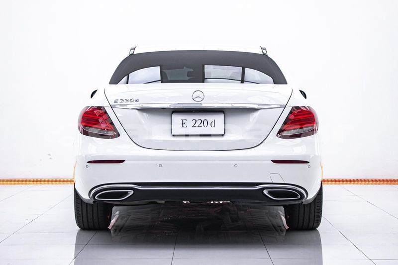 Big with watermark mercedes benz e classe bangkok bangkok 71535