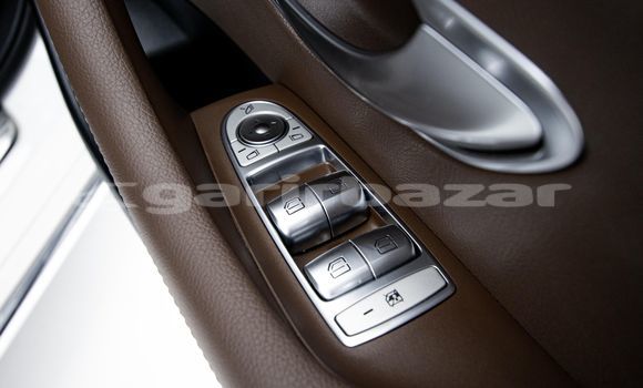 ซื้อ รถมือสอง Mercedes-Benz E-Classe ขาว รถยนต์ ใน %{เมือง} ใน กรุงเทพมหานคร ซื้อ รถมือสอง Mercedes-Benz E-Classe ขาว รถยนต์ ใน %{เมือง} ใน กรุงเทพมหานคร