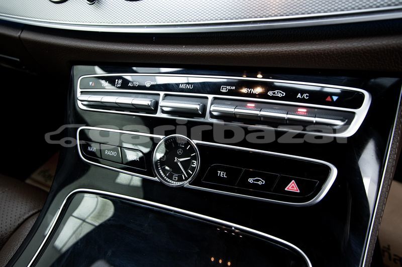 Big with watermark mercedes benz e classe bangkok bangkok 71535