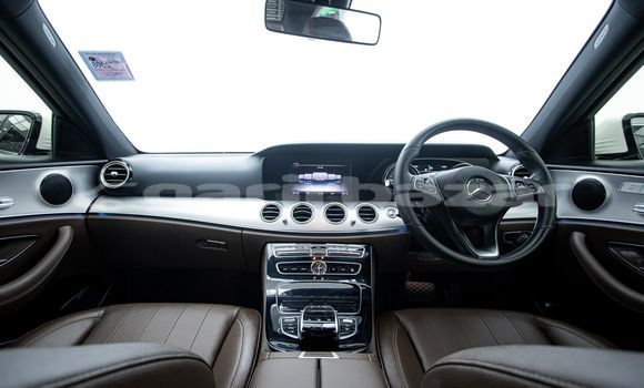 ซื้อ รถมือสอง Mercedes-Benz E-Classe ขาว รถยนต์ ใน %{เมือง} ใน กรุงเทพมหานคร ซื้อ รถมือสอง Mercedes-Benz E-Classe ขาว รถยนต์ ใน %{เมือง} ใน กรุงเทพมหานคร