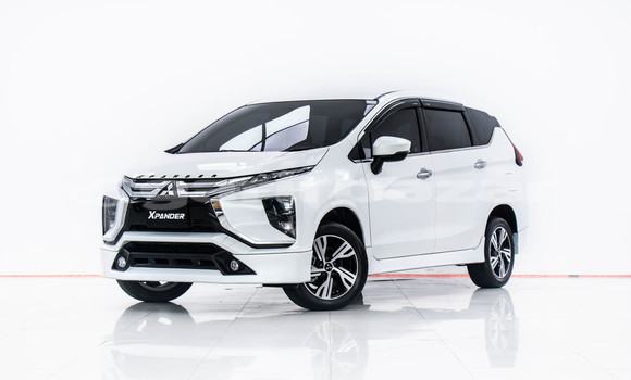 Buy Used Mitsubishi Xpander White Car in Bangkok in Bangkok Buy Used Mitsubishi Xpander White Car in Bangkok in Bangkok