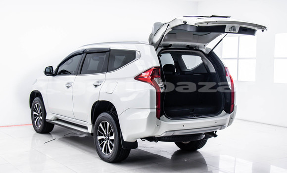 Buy Used Mitsubishi Pajero Sport White Car in Bangkok in Bangkok Buy Used Mitsubishi Pajero Sport White Car in Bangkok in Bangkok