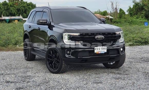 Buy Used Ford Everest Black Car in Bangkok in Bangkok Buy Used Ford Everest Black Car in Bangkok in Bangkok