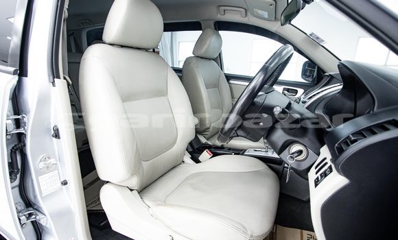 Buy Used Mitsubishi Pajero Other Car in Bangkok in Bangkok Buy Used Mitsubishi Pajero Other Car in Bangkok in Bangkok