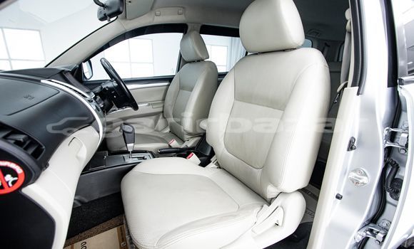 Buy Used Mitsubishi Pajero Other Car in Bangkok in Bangkok Buy Used Mitsubishi Pajero Other Car in Bangkok in Bangkok