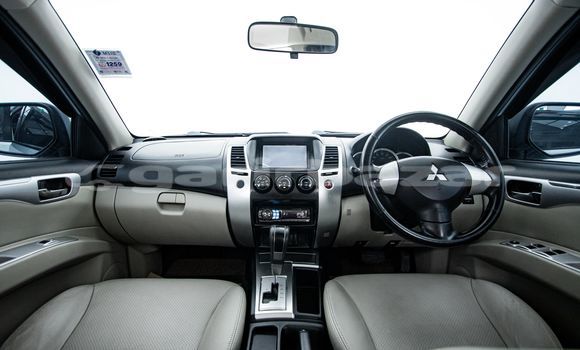 Buy Used Mitsubishi Pajero Other Car in Bangkok in Bangkok Buy Used Mitsubishi Pajero Other Car in Bangkok in Bangkok