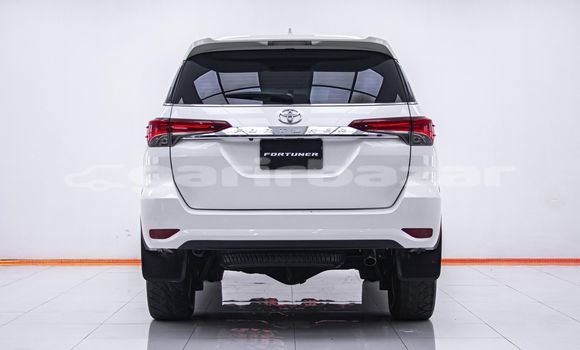 ซื้อ รถมือสอง Toyota Fortuner ขาว รถยนต์ ใน %{เมือง} ใน กรุงเทพมหานคร ซื้อ รถมือสอง Toyota Fortuner ขาว รถยนต์ ใน %{เมือง} ใน กรุงเทพมหานคร