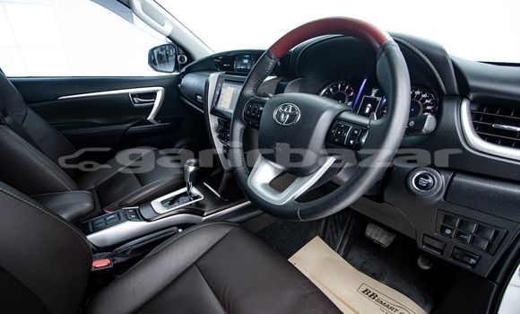 ซื้อ รถมือสอง Toyota Fortuner ขาว รถยนต์ ใน %{เมือง} ใน กรุงเทพมหานคร ซื้อ รถมือสอง Toyota Fortuner ขาว รถยนต์ ใน %{เมือง} ใน กรุงเทพมหานคร
