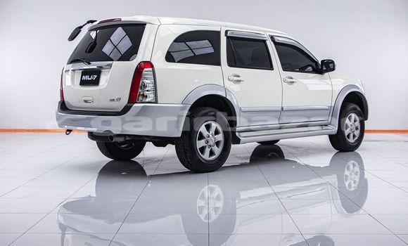 ซื้อ รถมือสอง Isuzu MU-7 ขาว รถยนต์ ใน %{เมือง} ใน กรุงเทพมหานคร ซื้อ รถมือสอง Isuzu MU-7 ขาว รถยนต์ ใน %{เมือง} ใน กรุงเทพมหานคร