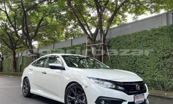 Buy Used Honda Civic White Car in Bangkok in Bangkok