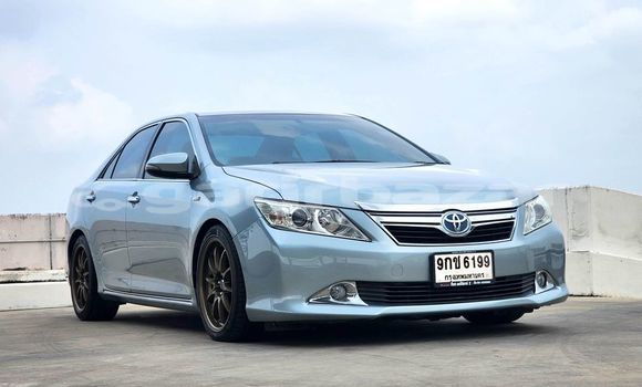 Buy Used Toyota Camry White Car in Bangkok in Bangkok