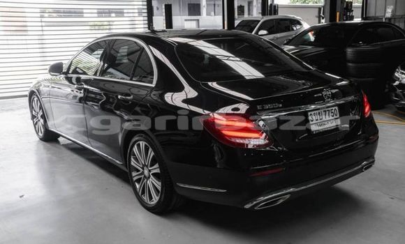 Buy Used Mercedes-Benz E-Classe Black Car in Bangkok in Bangkok