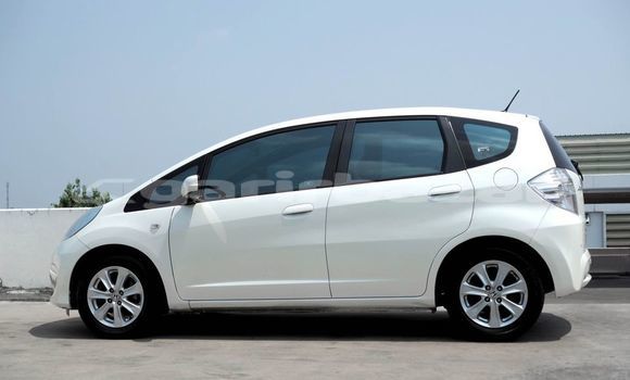 ซื้อ รถมือสอง Honda Jazz ขาว รถยนต์ ใน %{เมือง} ใน กรุงเทพมหานคร ซื้อ รถมือสอง Honda Jazz ขาว รถยนต์ ใน %{เมือง} ใน กรุงเทพมหานคร